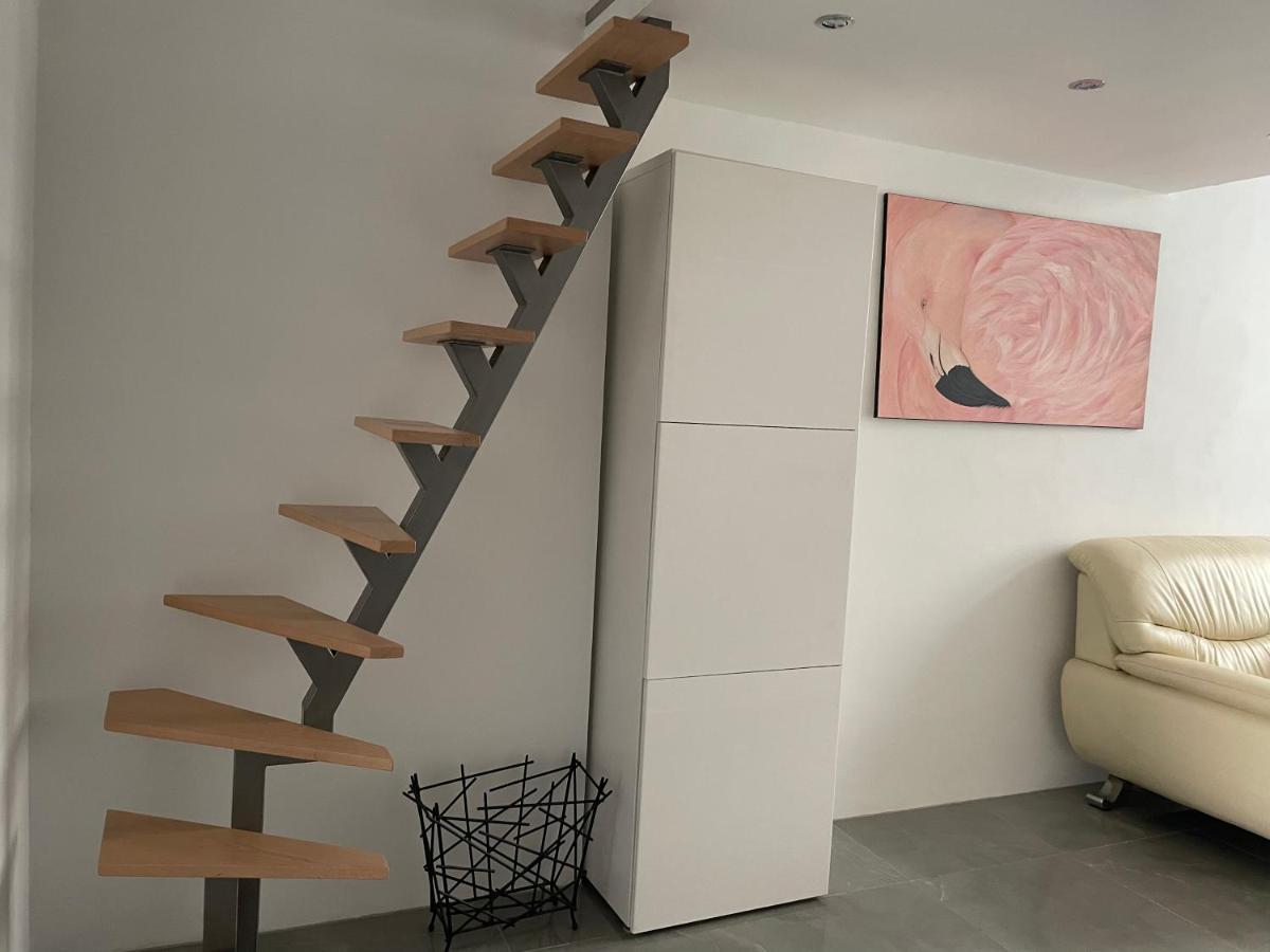 Luxury 60M2 Appartement In Wilhelmstadt Berlin Bagian luar foto