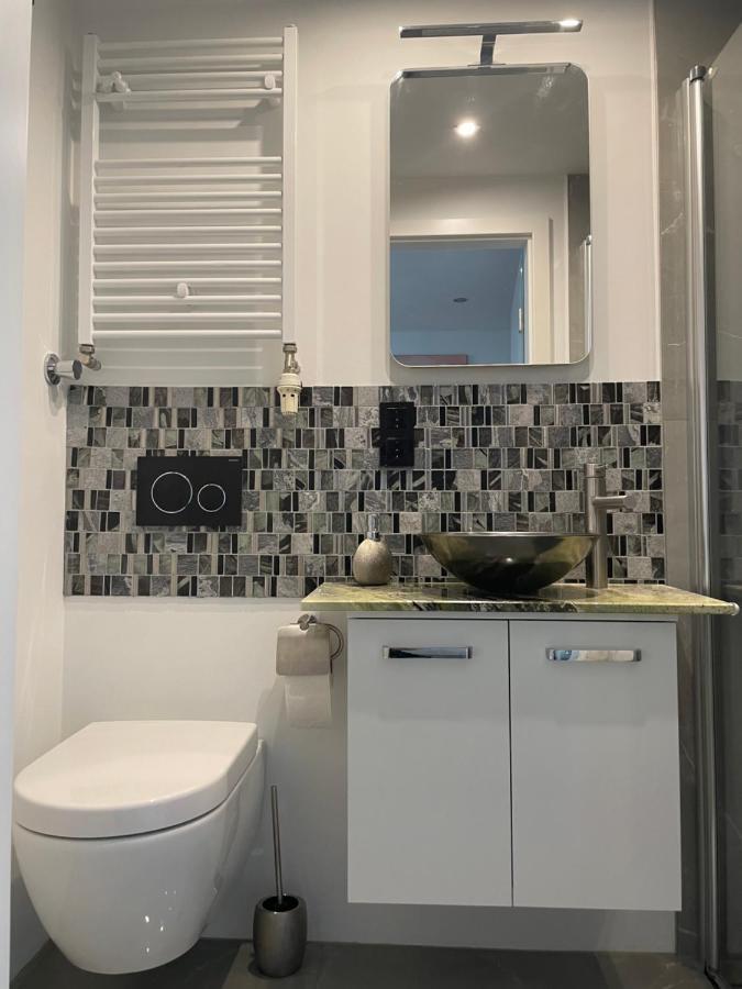 Luxury 60M2 Appartement In Wilhelmstadt Berlin Bagian luar foto